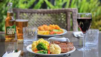 Edward Parry Motel & Apartments