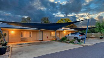 Edward Parry Motel & Apartments