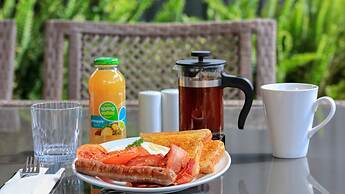 Edward Parry Motel & Apartments