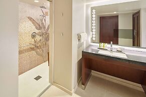 Hilton Grand Vacations Club Hokulani Waikiki Honolulu