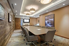 Mountainview Inn & Suites