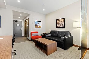 Mountainview Inn & Suites