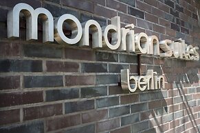 Mondrian Suites Berlin Checkpoint Charlie