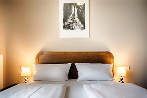 Mondrian Suites Berlin Checkpoint Charlie