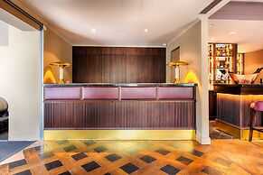 Mondrian Suites Berlin Checkpoint Charlie