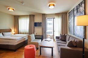 Mondrian Suites Berlin Checkpoint Charlie