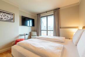 Mondrian Suites Berlin Checkpoint Charlie