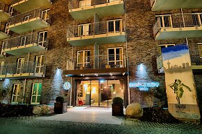 Mondrian Suites Berlin Checkpoint Charlie