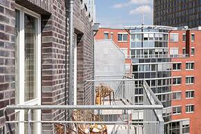 Mondrian Suites Berlin Checkpoint Charlie