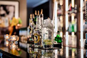 Mondrian Suites Berlin Checkpoint Charlie