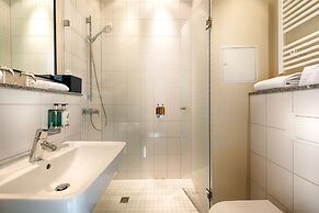 Mondrian Suites Berlin Checkpoint Charlie