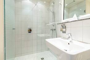 Mondrian Suites Berlin Checkpoint Charlie