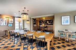 Mondrian Suites Berlin Checkpoint Charlie