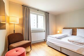 Mondrian Suites Berlin Checkpoint Charlie