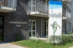 Mondrian Suites Berlin Checkpoint Charlie