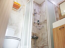 Rebioz Hotel