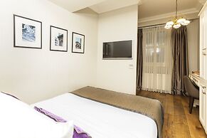 Meroddi Galata Mansion