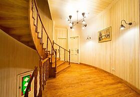 Meroddi Galata Mansion