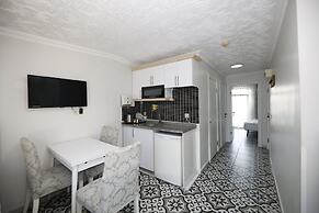 Lemon Residence