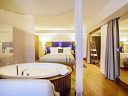 Bristol Tradition and Luxury