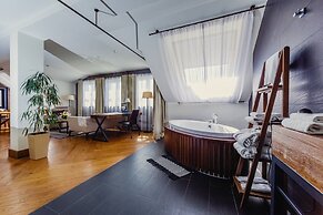 Bristol Tradition and Luxury