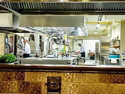 Bristol Tradition and Luxury