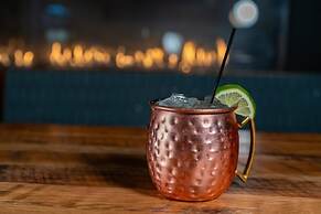 Grand Williston Hotel & Conference Center