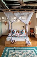 Sunshine Marine Lodge