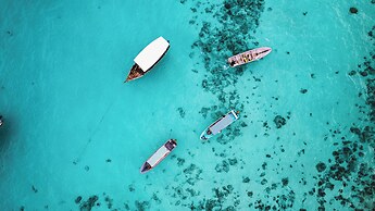 Sunshine Marine Lodge