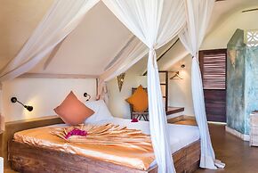 Sunshine Marine Lodge