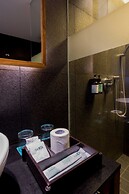 THE 1O1 Bali Fontana Seminyak