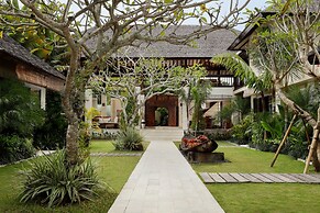 Villa Nelayan by Nakula