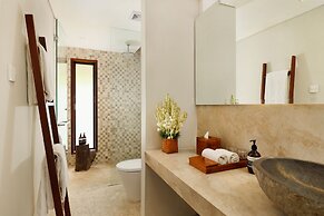 Villa Nelayan by Nakula