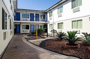 Motel 6 Modesto, CA - Downtown