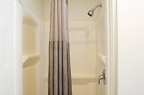 Motel 6 Modesto, CA - Downtown