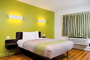 Motel 6 Modesto, CA - Downtown