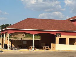 Executive Inn and Suites