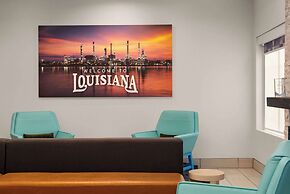 La Quinta Inn & Suites by Wyndham Gonzales LA