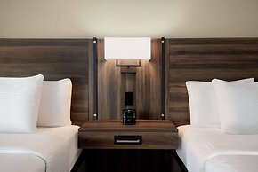 La Quinta Inn & Suites by Wyndham Gonzales LA