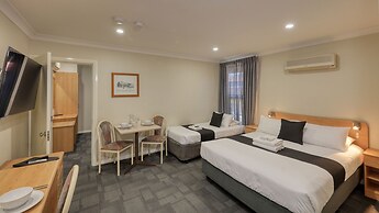 Bushmans Motor Inn