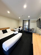 Bushmans Motor Inn