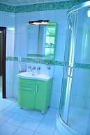 Florida International Hotel