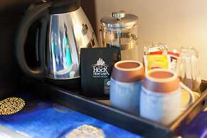 The Memory at On On Hotel