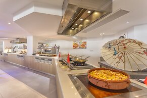 FERGUS Style Cala Blanca Suites