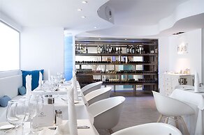 FERGUS Style Cala Blanca Suites