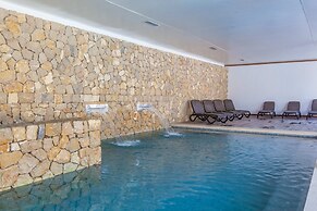 FERGUS Style Cala Blanca Suites