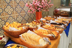 Golden Dolphin Express OFICIAL