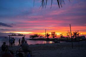 Echo Beach Hostel