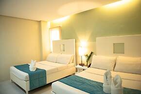 Holiday Suites Business District (Empire Suites Hotel)