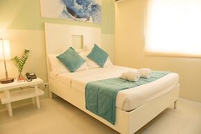 Holiday Suites Business District (Empire Suites Hotel)